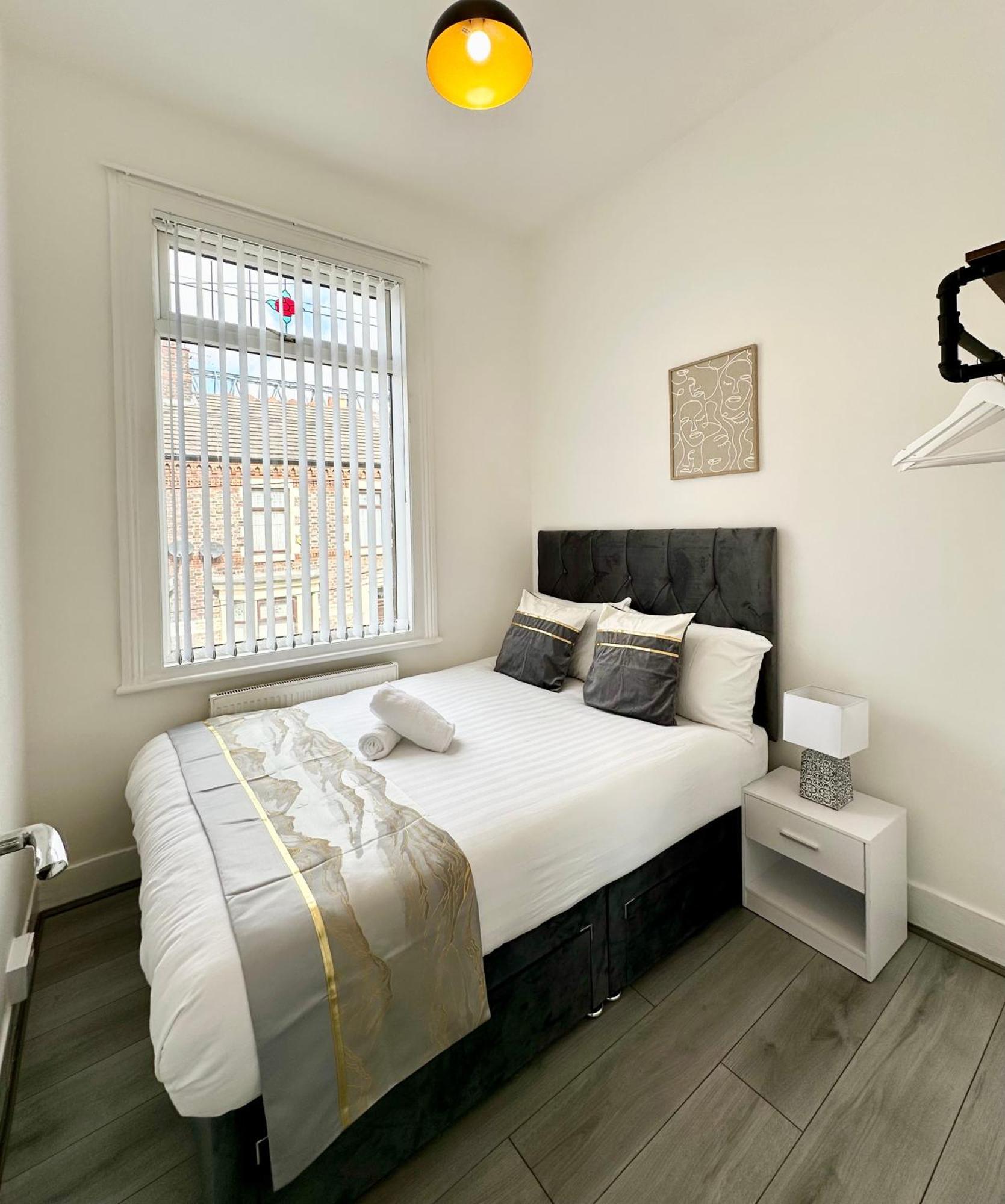 Вилла Cosy & Modern 4Bd House Near Anfield Stadium Ливерпуль Экстерьер фото